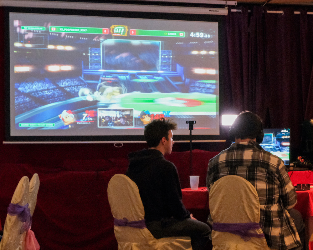 Esports Tournament — Fight for the Throne